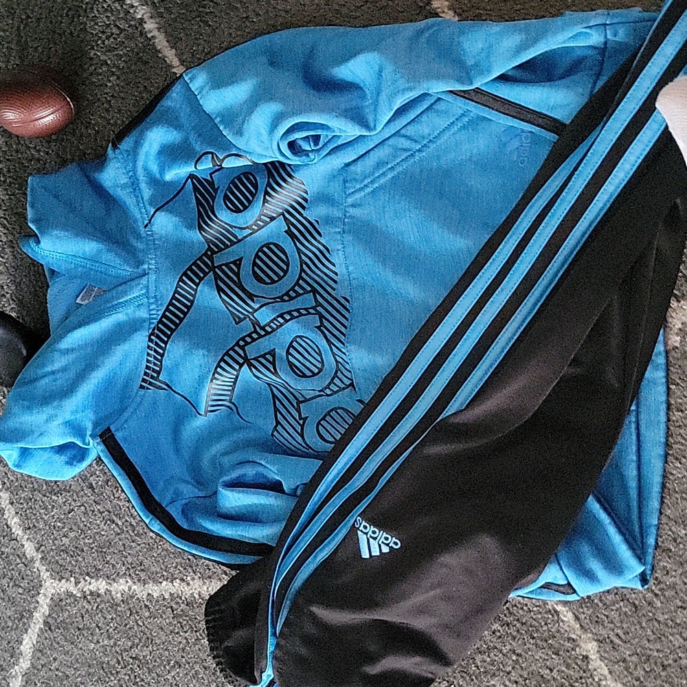 Adidas 2 piece outfit